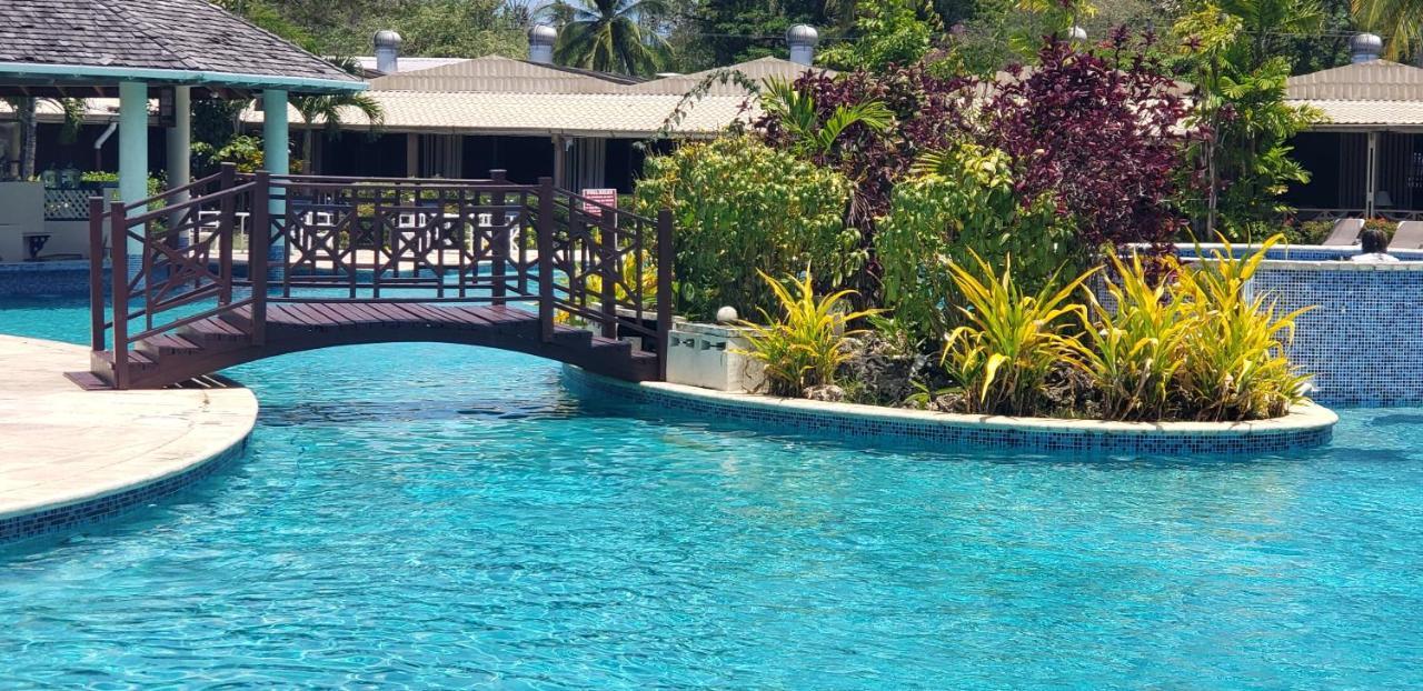 Starfish Tobago Hotel Black Rock Exterior photo